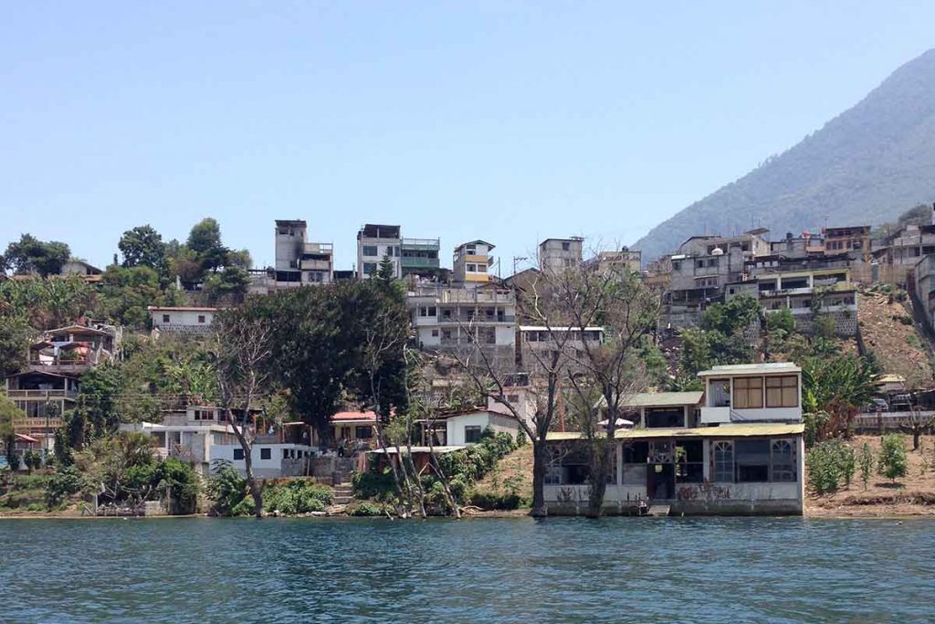 Travel safety tips for visiting Lake Atitlán Guatemala